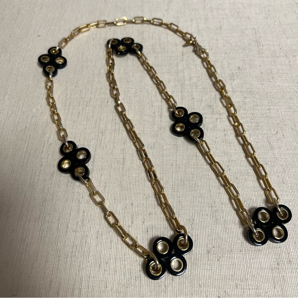 Tory Burch Large Horn Clover Gold Plated Chain Necklace - Picture 7 of 7